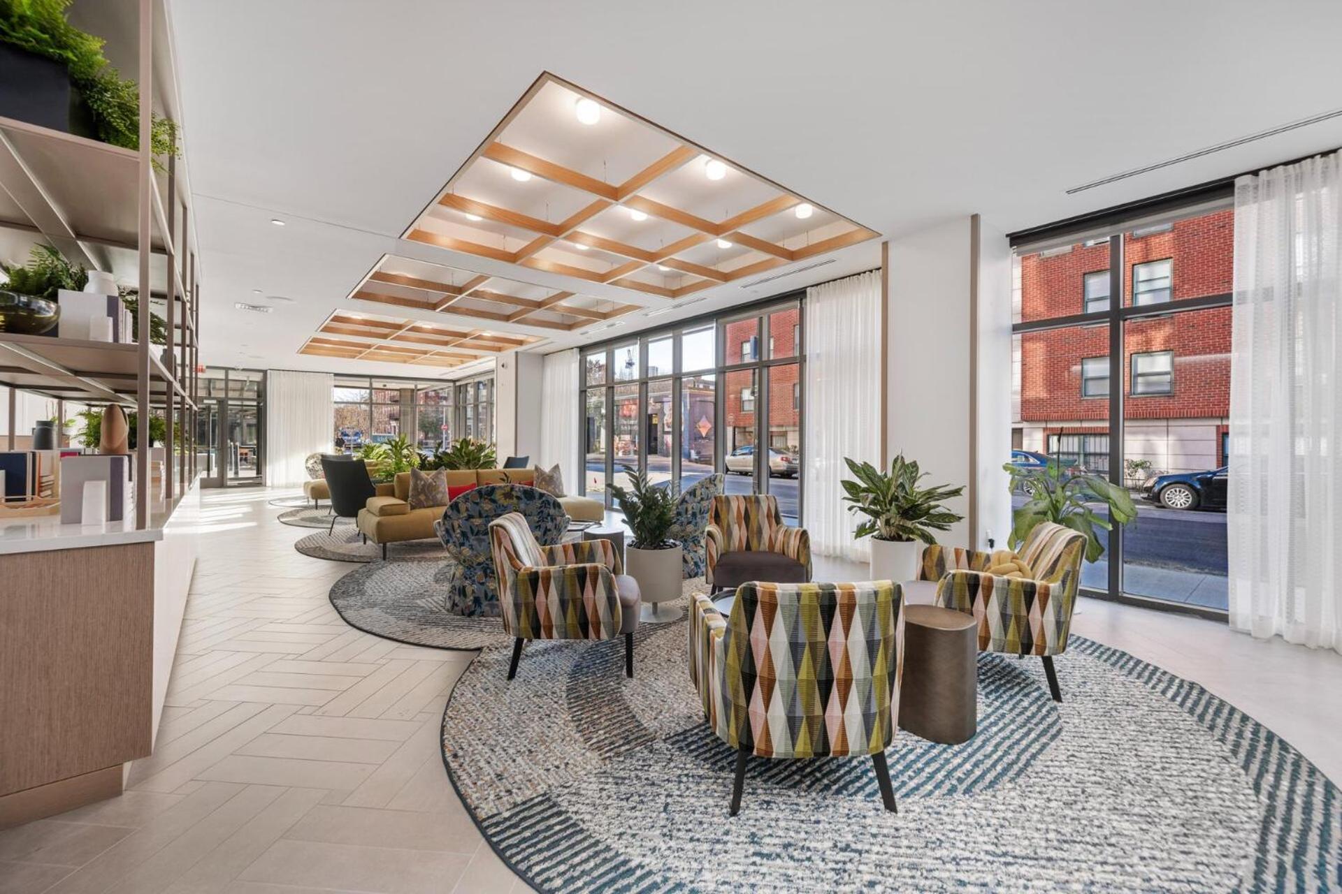 Luxury With Kitchen In Fenway Boston